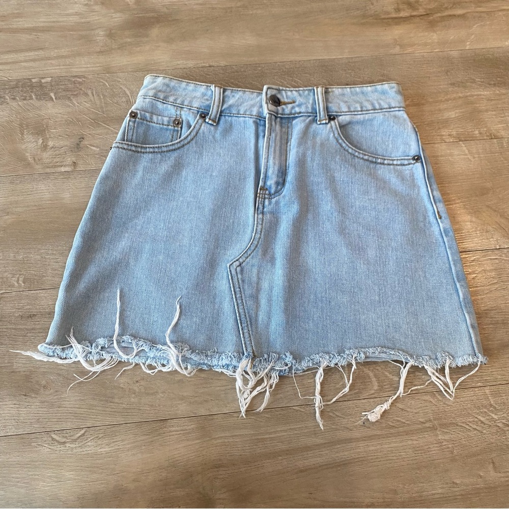 Denim Jean Skirt Forever 21 Women's Small‎ Lightwash Raw Hem